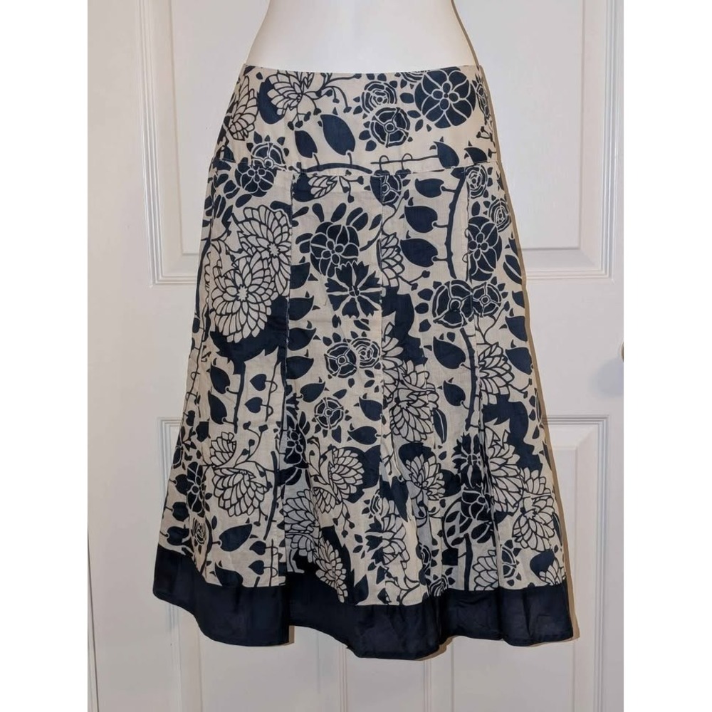 Van Heusen Navy & Cream Floral Cotton Skirt | Size 4 | Knee Length Flared A-Line